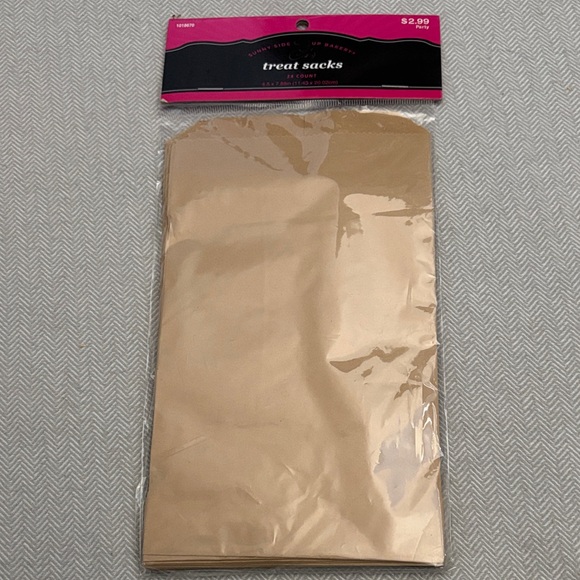 Birthday Party Tableware Set - Orange, Blue, Pink - Picture 11 of 16